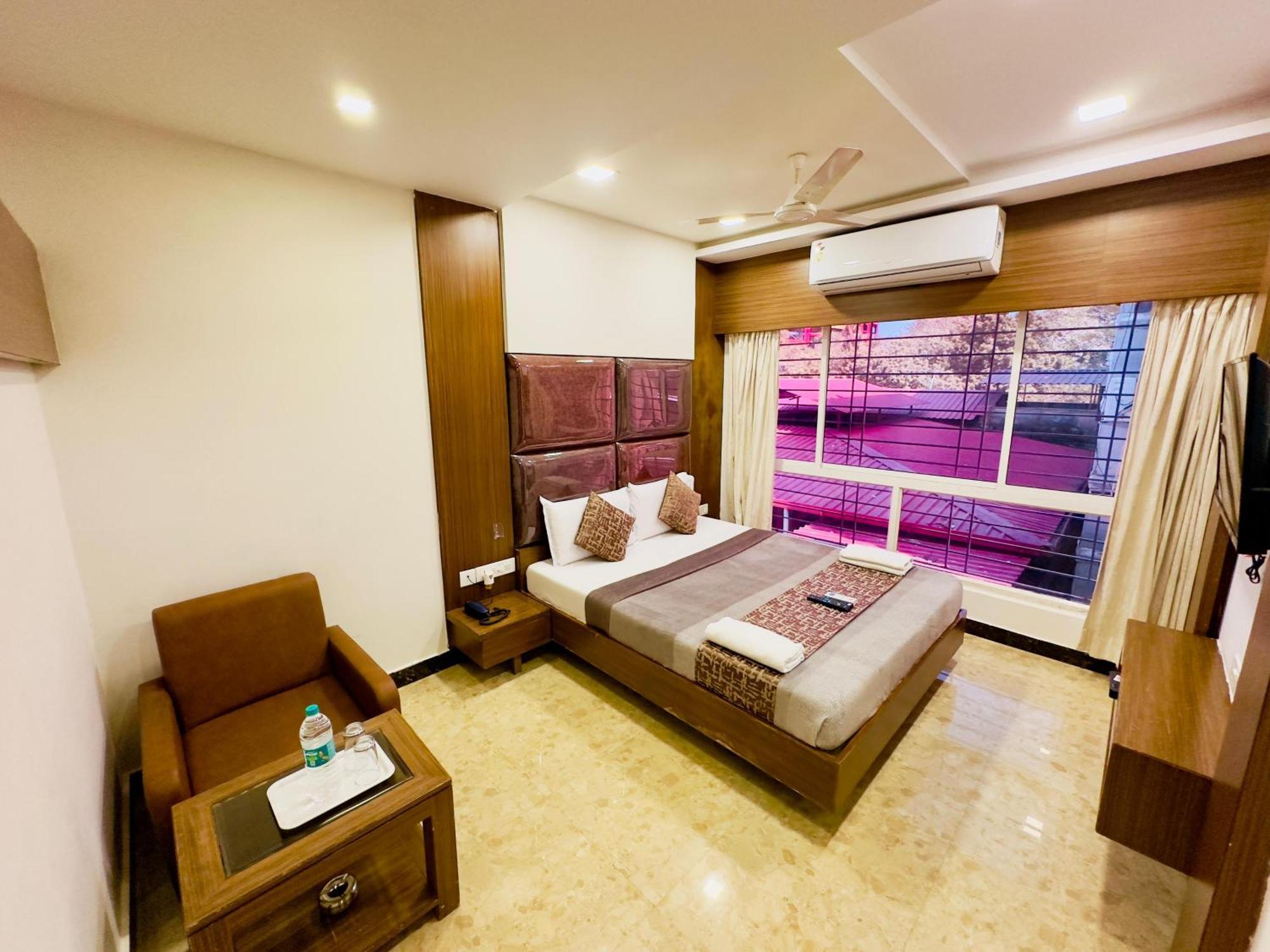 Sheraton Grande At Puratchi Thalaivar Dr Mgr Central Railway Station Chennai Exterior foto